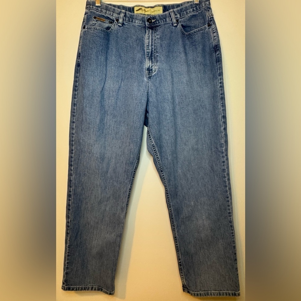 Eddie Bauer Women’s Vintage Jeans Natural Fit Straight Size 20